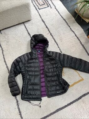 Eddie Bauer Black Hooded Packable Down Jacket with Purple Interior